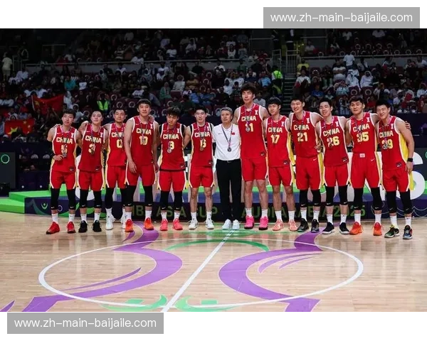 血性碰撞与巅峰记忆：重回2017中国男篮VS澳大利亚的烈火现场